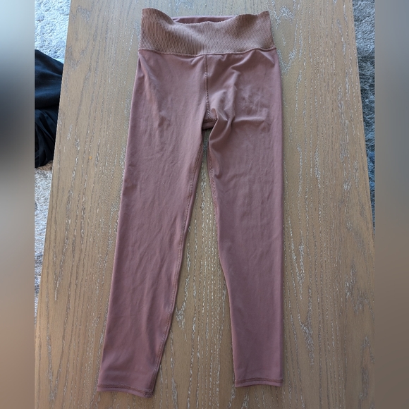 Vuori Rib Studio Leggings - Picture 2 of 6